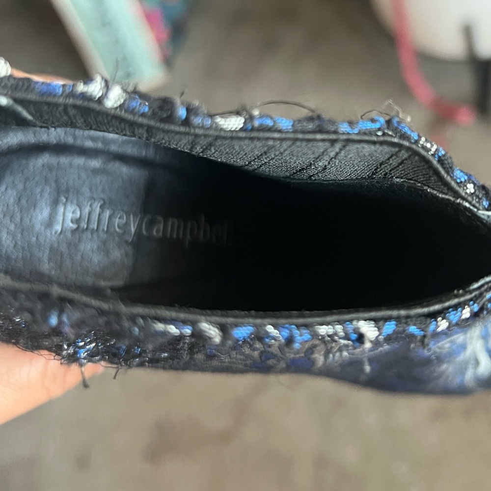 Jeffrey Campbell Viggo Blue Brocade Ankle Booties Size 6 - Picture 9 of 11